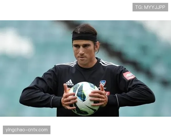 格里菲斯主动申请正式主帅职位，珀斯光荣管理层面临抉择